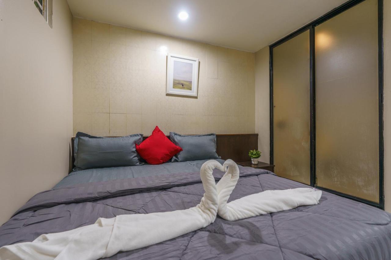 CheQinn Bed Sukhumvit 4 Nana Plaza Bangkok Exterior foto