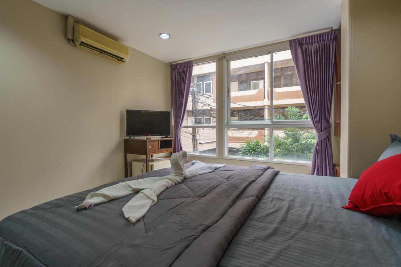 CheQinn Bed Sukhumvit 4 Nana Plaza Bangkok Exterior foto